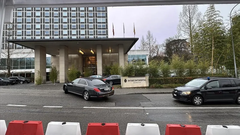 Rozhovory medzi Ruskom, Spojenými štátmi a Ukrajinou pokračujú druhým dňom v Ženeve