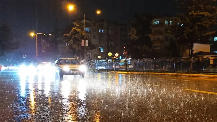 В Шанлъурфа обучението в 4 общини беше преустановено поради проливни дъждове