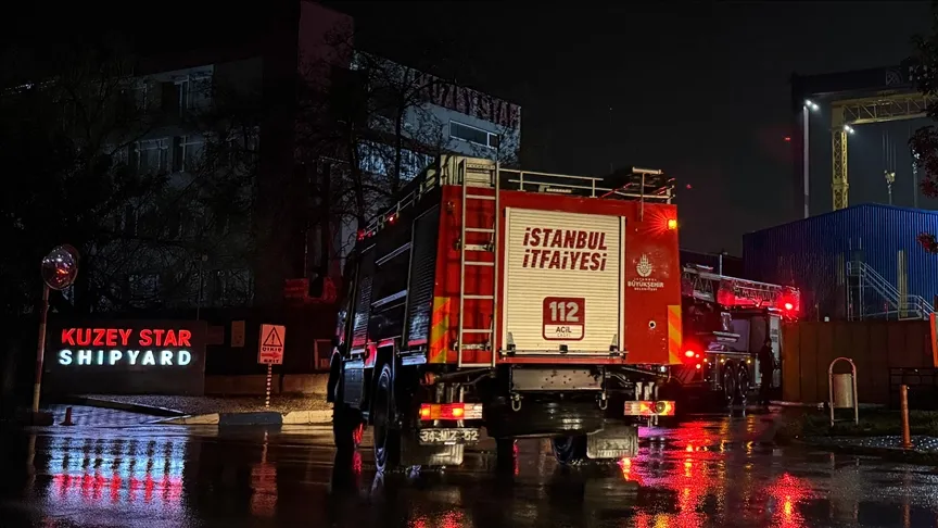 Se está interviniendo en el incendio que se ha producido en un buque de carga en Tuzla