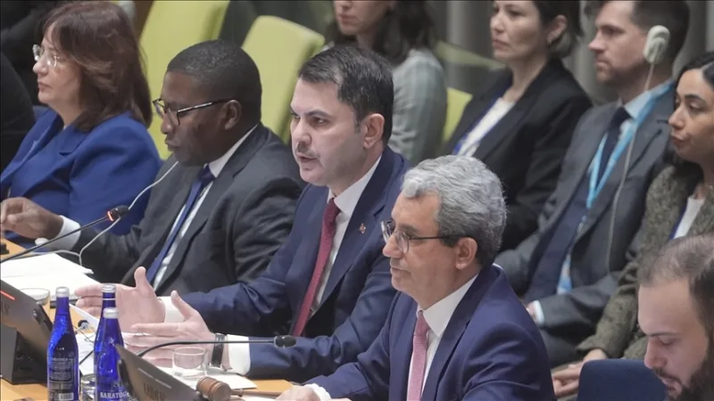 Ministeri Kurum: Turkin tänään ottamat askeleet kohti nollajätettä ja ilmastokriisin torjumista muovaavat huomisen maailmaa