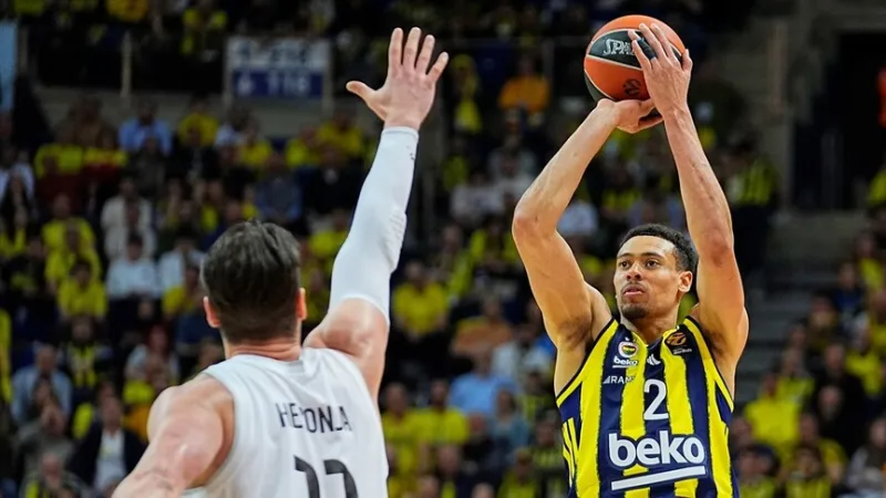 El Fenerbahçe Beko cayó derrotado ante el Real Madrid por 74-69