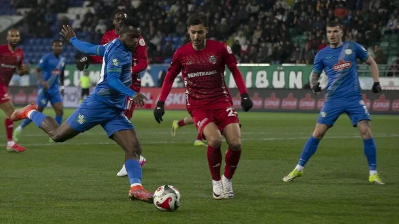 «Чайкур Ризеспор» на своем поле обыграл «Газиантеп ФК» со счётом 2:1