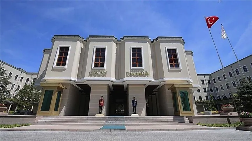 Ataşehir linnapea Onursal Adıgüzel on ametist kõrvaldatud